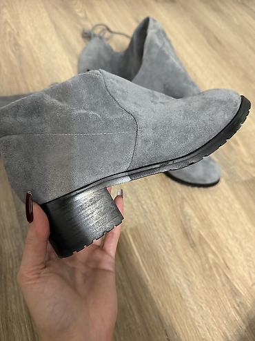 literide crocs: Сапоги, 37, 37.5, Б/у, цвет - Серый, Самовывоз, Платная доставка — 4
