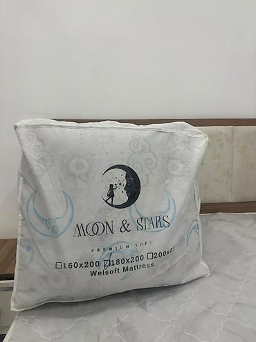 matras islenmis: Yataq dəsti satılır. Demek olar ki yenidir 3 ay istifadə olunub — 9