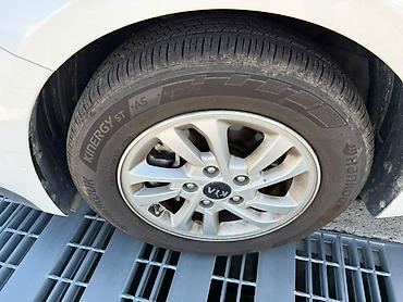 Kia: Kia K3: 2020 г., Седан — 31