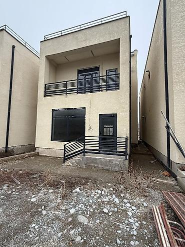 Продажа таунхаусов: В продаже ТаунХаус в селе Беш-Кунгой • Участок: 2,5 сотки • Площадь — 2