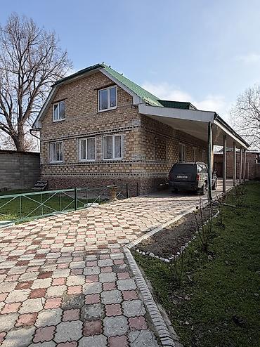 Продажа коттеджей и домов: Срочно продаётся мансардный дом! 📍 Район: Свердловский 🏡 Участок: 9,5 — 14