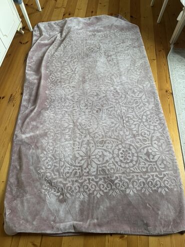 Süni güllər: Rəng - Bənövşəyi Flis Pled