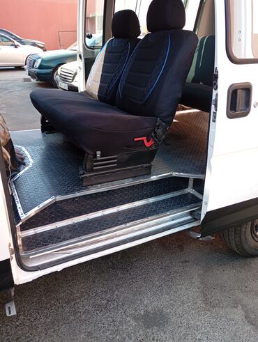 Microcar: Microcar : 2.5 l | Van/Minivan — 3