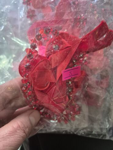 Xonça: Xına ve nabat xoncalari 12 m başlayır toy güzgüsü 10 man 2 ədəd — 9