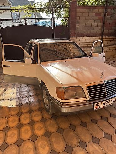 Транспорт: Mercedes-Benz W124: 1993 г., 2 л, Универсал — 1