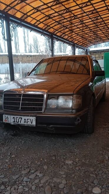 мерседес 23: Mercedes-Benz W124: 1993 г., 1.9 л, Механика, Бензин, Седан