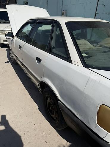 авто мотор: Audi 80: 1989 г., 1.8 л, Механика, Бензин, Седан — 3