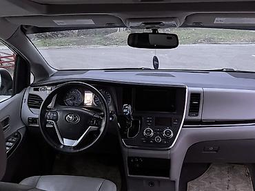 Toyota: Toyota Sienna: 2011 г., 3.5 л, Автомат, Бензин, Минивэн — 8