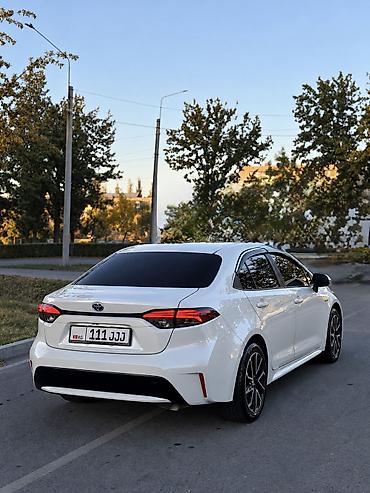 corolla 2022: Toyota Levin: 2021 г., 1.8 л, Автомат, Гибрид, Седан — 3
