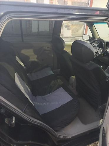 70 сом: Volkswagen Vento: 1993 г., Кол менен иштөөчү, Бензин, Седан — 8
