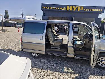 манип: Toyota Grand Hiace: 2001 г., 3.4 л — 2