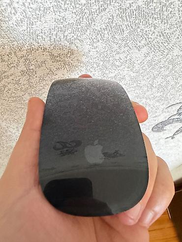 macbook pro m3: MacBook Pro m3 yenikidi 5 defe kinoya baxilib ustunde orginal adapdir — 5