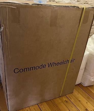 Tibbi məhsullar: Kommode Wheelchair – tualet qablı əlil arabası.YENİ,qutuda. Məhsulun — 2