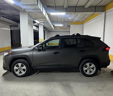 jeep compas: Toyota RAV4: 2020 г., 2.5 л, Автомат, Бензин, Кроссовер — 4