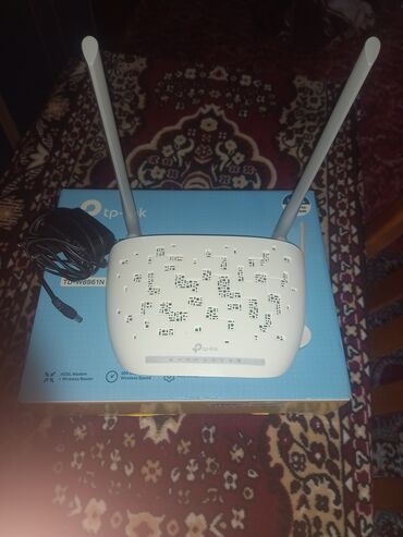 fiber modem: 2 başlı wifi satılır hərşeyi üsdündə