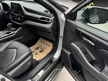с сша: Toyota Highlander: 2020 г., 2.5 л, Вариатор, Гибрид, Кроссовер — 9