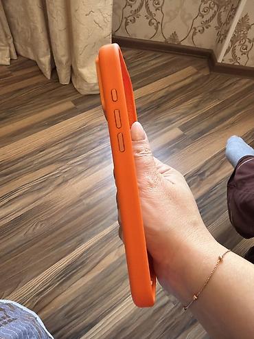 sur mikrafon: Məhsul: Narıncı silikon telefon qabı (KeepPhone Liquid Silicone — 4