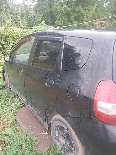 капот акорд: Honda Fit: 2003 г., 1.3 л, Автомат, Хэтчбэк — 6