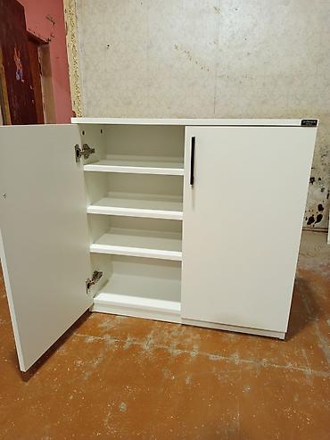 iskaflar: Ağ rəngli iki qapılı şkaf - Sadə və modern dizayn, mat ağ səth - İki — 4