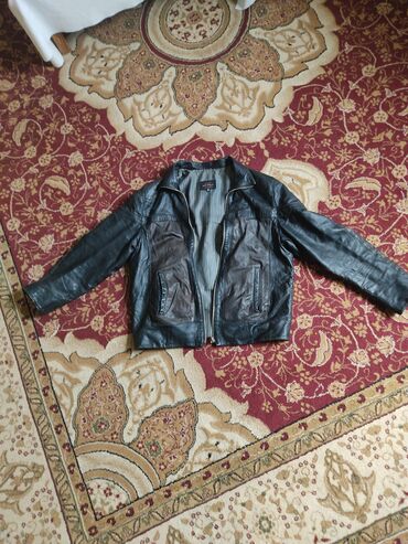 кожный куртка: Куртка S (EU 36), M (EU 38), XL (EU 42), цвет - Черный