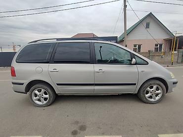 sharan: Volkswagen Sharan: 2003 г., 2 л, Механика, Бензин, Минивэн — 10