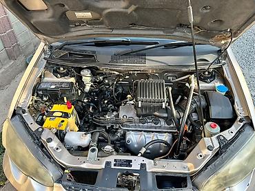 mitsubishi lancer evolution: Honda HR-V: 2002 г., 1.6 л, Вариатор, Бензин, Кроссовер — 6