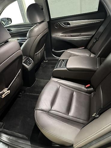 gra: Hyundai Grandeur: 2019 г., 2.4 л, Автомат, Бензин, Седан — 9