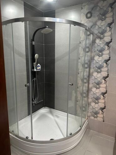 Otaqların uzunmüddətli kirayəsi: Kirayə mənzil verilir. Unvan Nerimanov rayonu, Təhsil nazirliyinin — 11