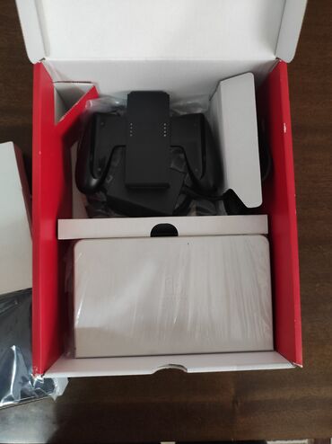 Nintendo Switch OLED: Продаётся Nintendo Switch OLED (64 ГБ) с играми и кейсом . Полный — 5