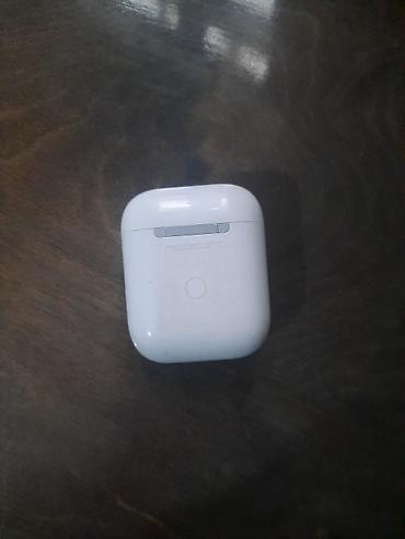 Apple iPhone: IPhone SE, Серебристый — 12