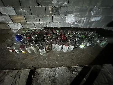 Продаю банки литровые по 5-10 сом, почти все с крышкой