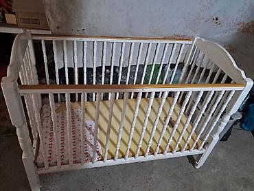 çilek beşik: Ağ rəngli taxta beşik - Material: möhkəm taxta, dairəvi frezəli — 1