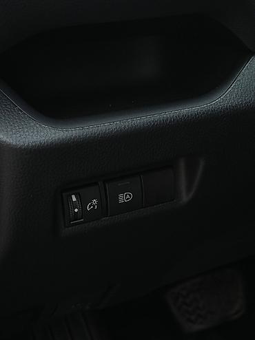 Toyota: Toyota RAV4: 2021 г., 2.5 л, Автомат, Бензин, Кроссовер — 12