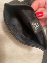 Digər qadın geyimləri: Temiz Deri qara elcek brend Chanel firmasi yenidir 48 sm uzunlugu — 4