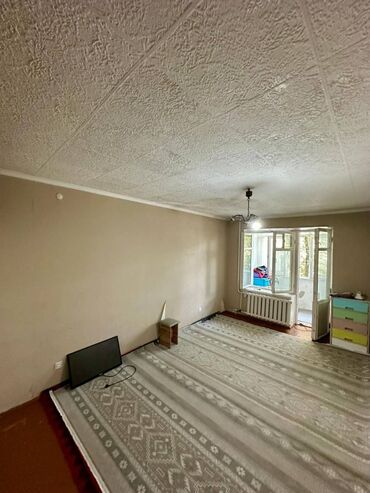 суточная квартира рядом: 1 комната, 32 м², Индивидуалка, 2 этаж, Косметический ремонт