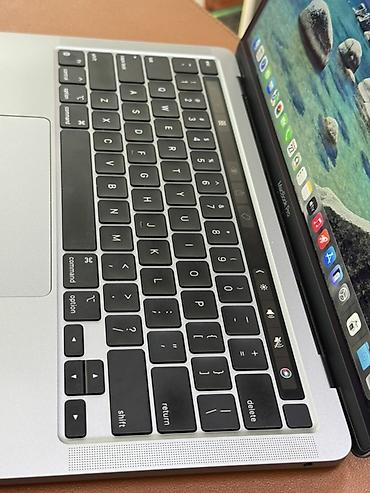 Ноутбуки Apple (MacBook): Ноутбук Apple (MacBook) 13.3 ", В рассрочку, M1, 2020 год, ОЗУ, RAM: 8 ГБ — 9