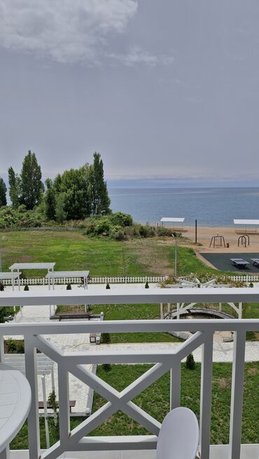 восток 5 квартира керек: 2 комнаты, Собственник, С мебелью полностью