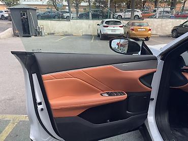 продать аварийный авто после дтп: Changan : 2026 г., 1.5 л, Гибрид, Кроссовер — 8