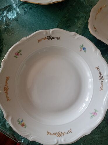 Kuhinjski setovi: Servis Walbrzych Poljska 60te. za 4 osobe. maksimalno ocuvan. nigde — 5