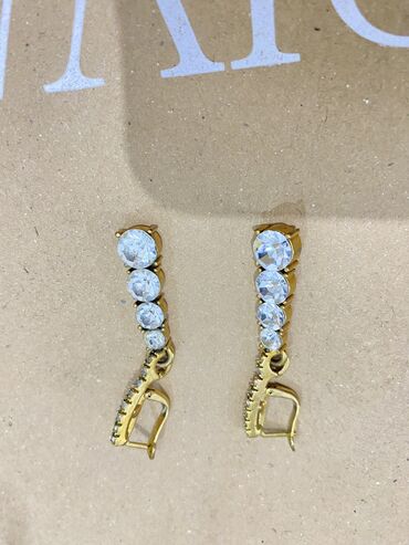 Bijuteriya dəstləri: Qolbaq dəsti - Model 1: Gümüşü rəngdə sərt qolbaq, üst hissəsi xırda — 5