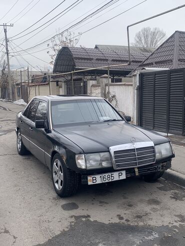 Mercedes-Benz: Срочно 🚨 Мерс 124 Обьем 2.3 Каробка 4 ступенчатый длинный На руках