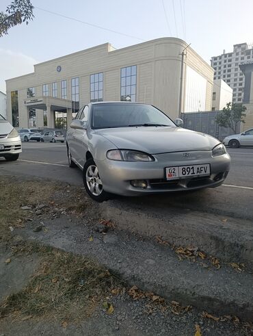 разноширокие шины: Hyundai Avante: 1996 г., 1.5 л, Механика, Бензин, Седан
