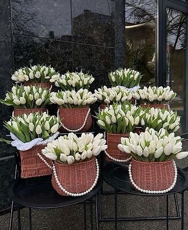 Другие услуги в сфере красоты и здоровья: Тюльпаны по 100 сом 
Оформим, доставим во время ☺️ 
От 200 шт 90 сом — 13