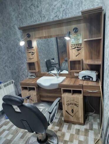 Salon masaları: Bərbər Şkafı Və Kreslosu