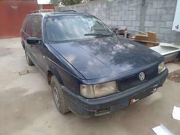 Volkswagen: Volkswagen Passat: 1991 г., 1.8 л, Механика, Бензин, Универсал