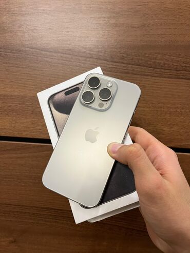 телефон iphone: IPhone 15 Pro, 256 GB, Natural Titanium, Simsiz şarj, Face ID, Sənədlərlə