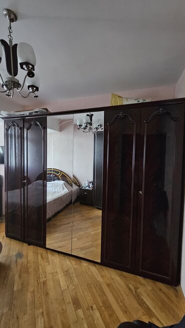 divar panelləri: Açılan, 6 qapı Düz dolab, Qarderob, paltar dolabı, Malayziya