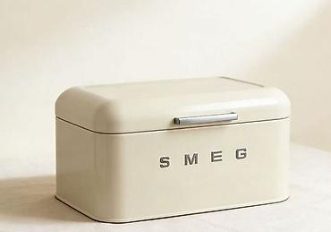 device: Хлебница Smeg с крышкой, контейнер для хранения — стильное и — 4