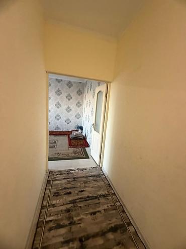 продаю квартира каракол: 1 комната, 44 м², 4 этаж — 3