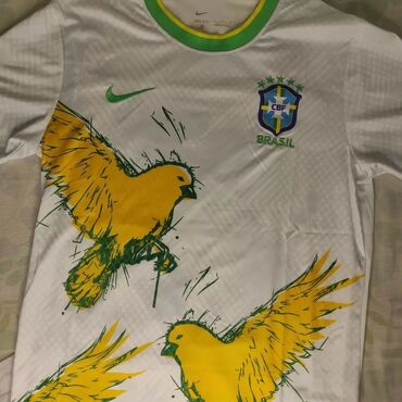 Бутсы: Футбольная форма сборной Бразилии новая размер L